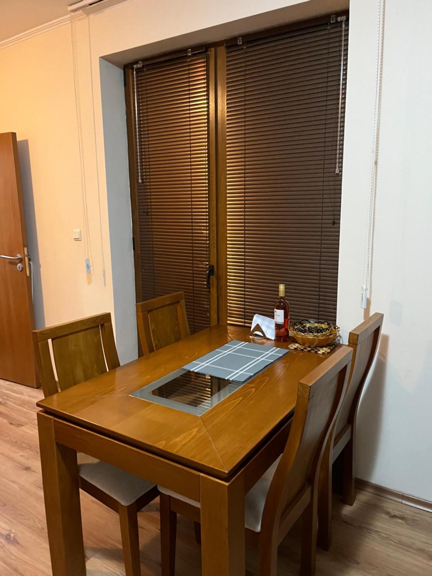 Ski Zone At Gondola, Warm And Cosy, Wifi, Ac, Netflix, Perfect One Bedroom Appartment, Beautiful View Banszko Kültér fotó